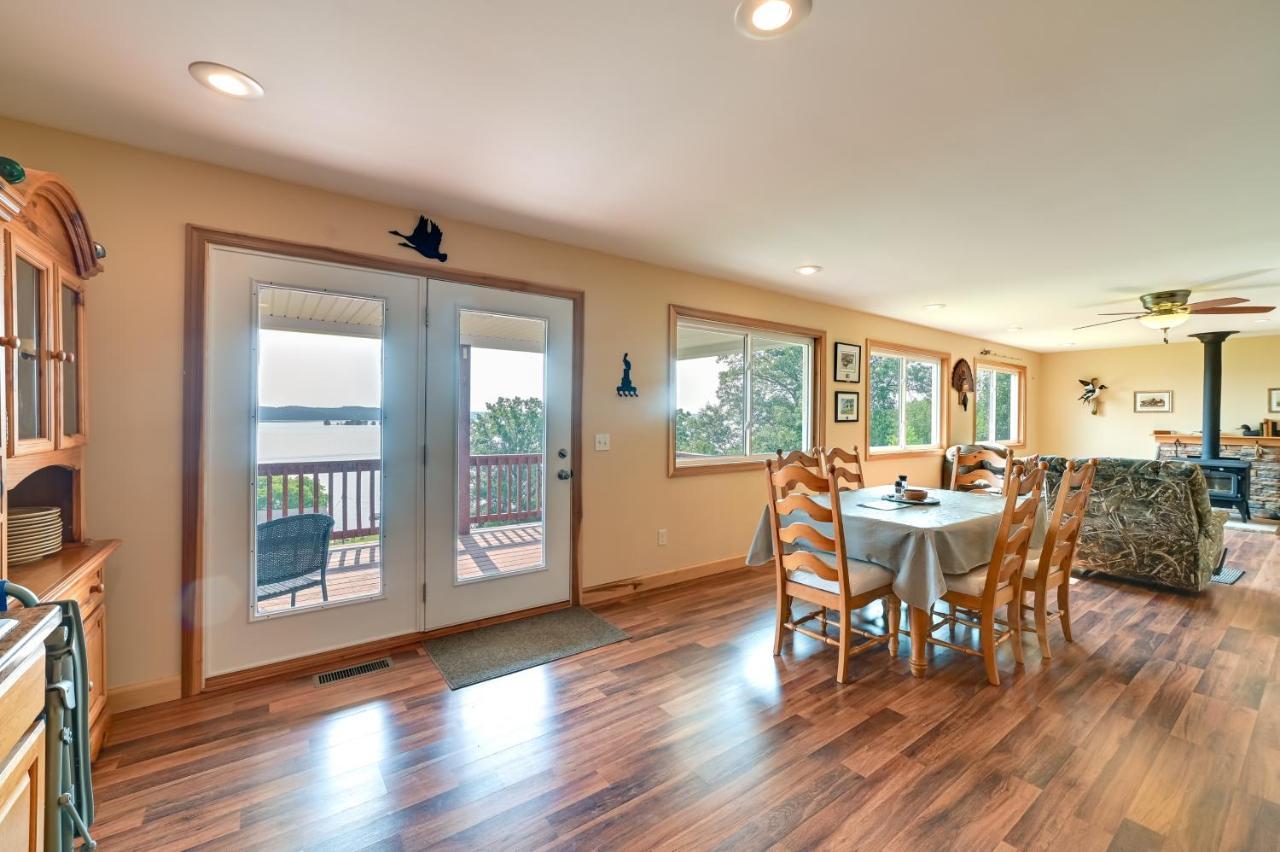 Kentucky Lake Getaway With Lookout Deck, Water View! New Concord Zewnętrze zdjęcie