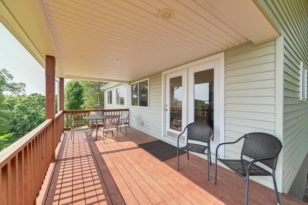 Kentucky Lake Getaway With Lookout Deck, Water View! New Concord Zewnętrze zdjęcie