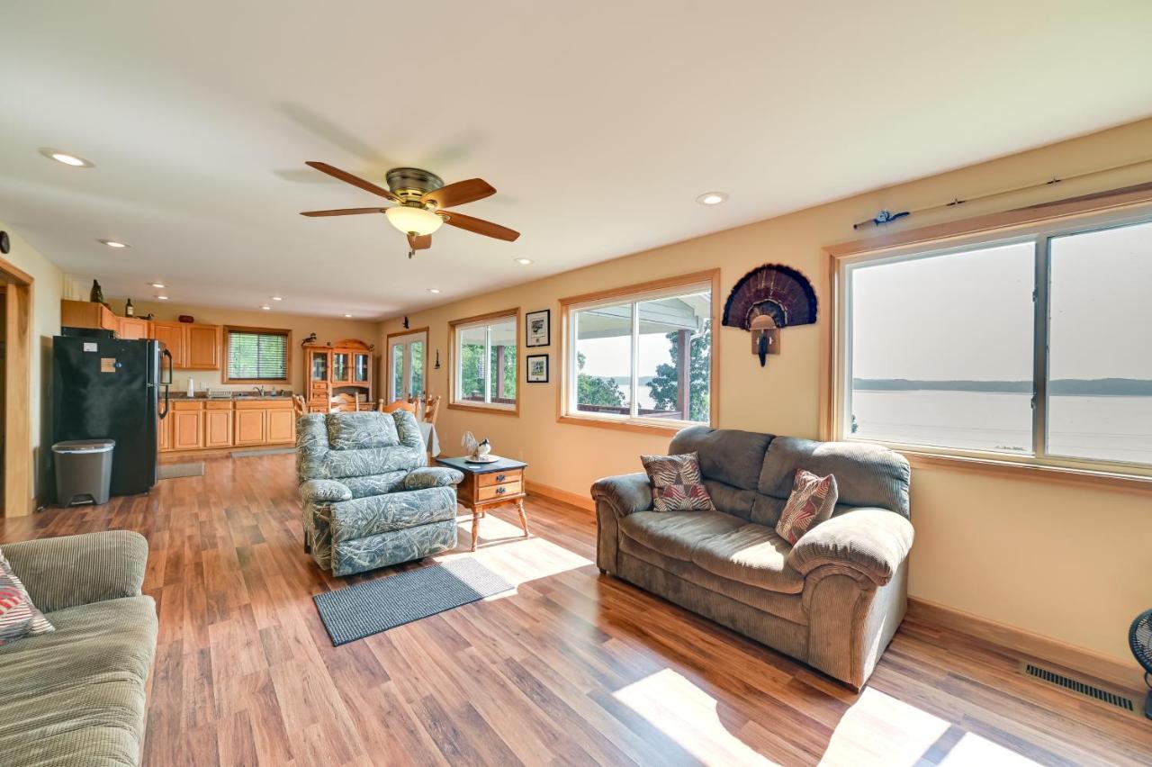 Kentucky Lake Getaway With Lookout Deck, Water View! New Concord Zewnętrze zdjęcie